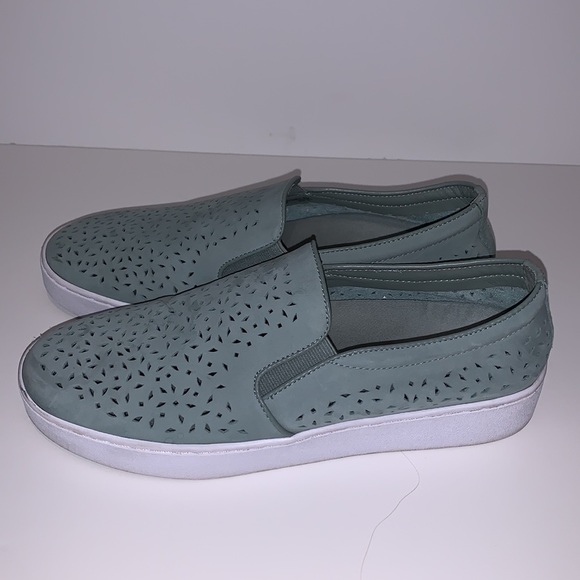 VIONIC SPLENDID MIDI PERF - WOMEN'S SIZE 9 - Picture 3 of 5